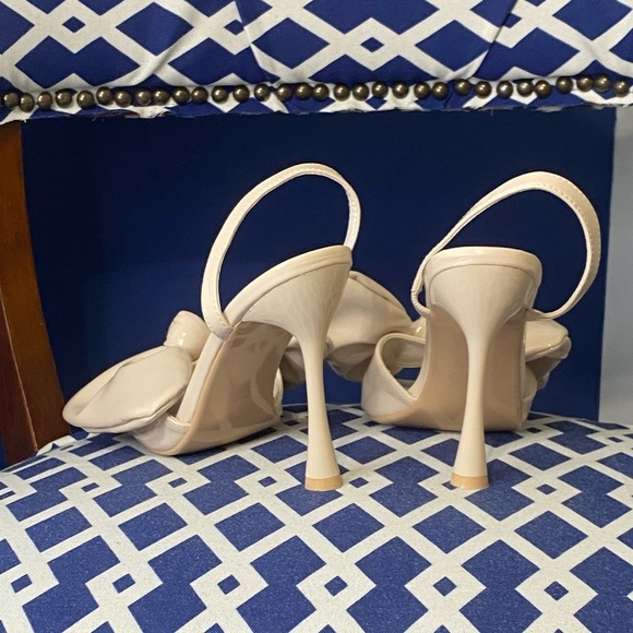Elegant Nude Cape Robbin Big Bow Sling Back Heels - Picture 5 of 6